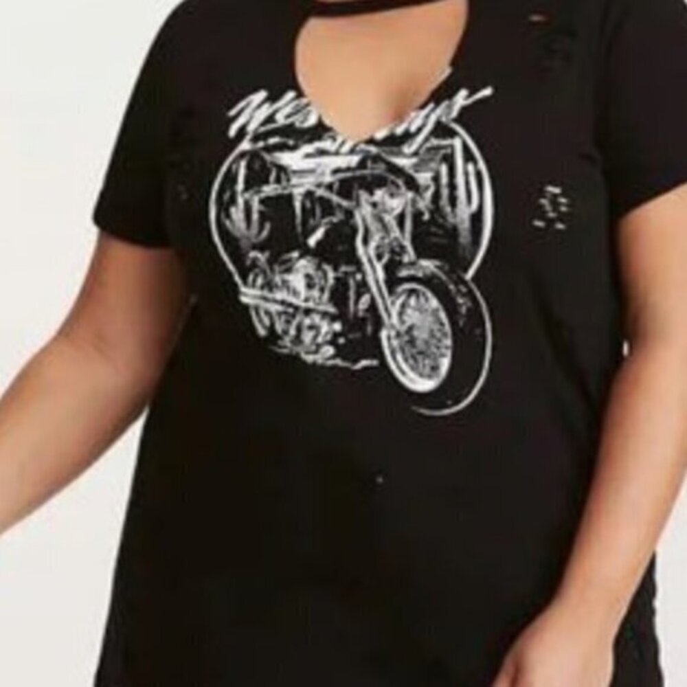 Torrid Motorcycle Destructed Black Graphic Shirt Edgy Biker Size 0/Large EUC